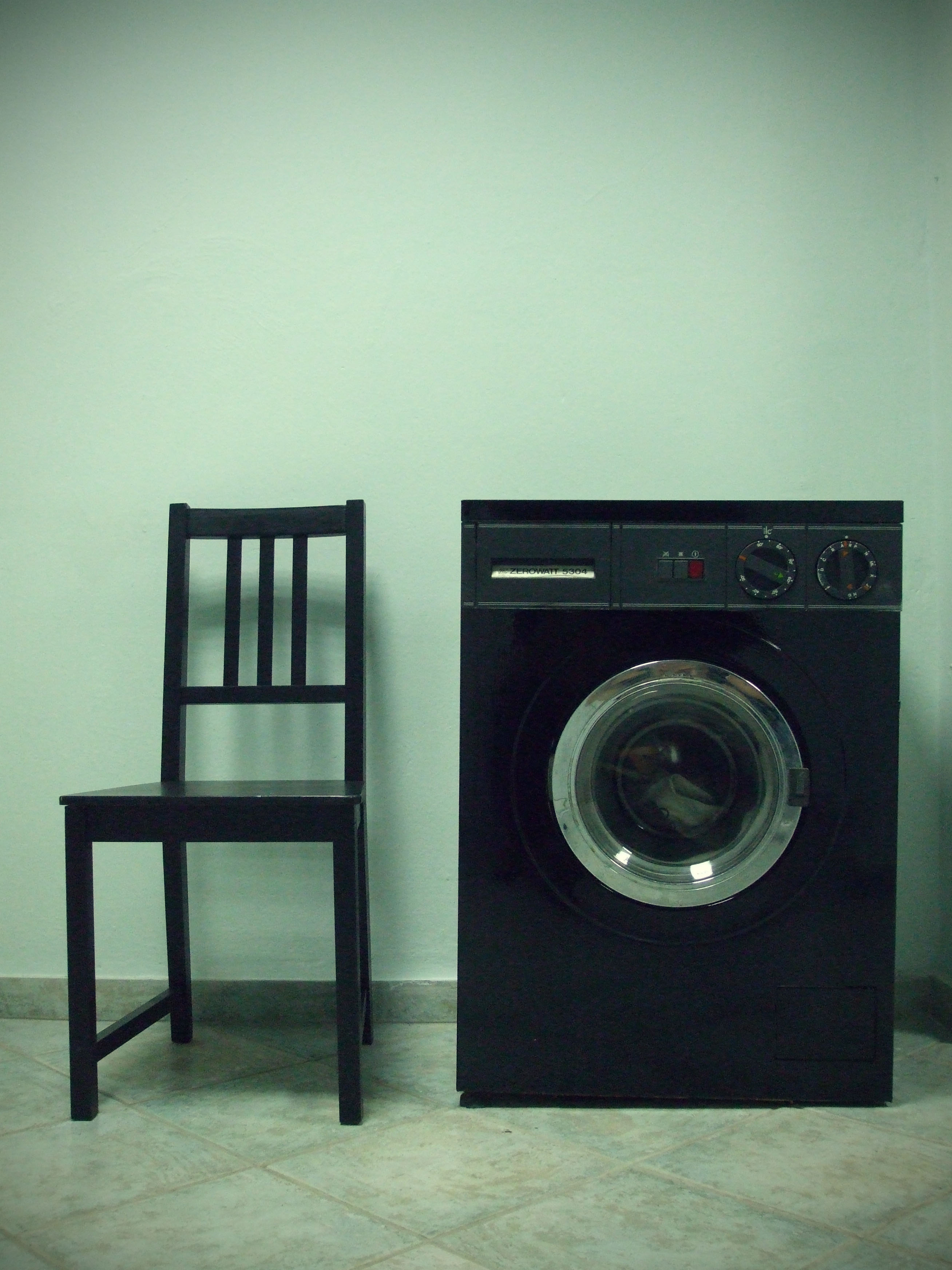 SHOES IN THE WASHING MACHINE @ Washing Machines
